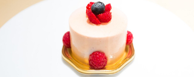 Marie- Wild Strawberry and Pistaccio Mousse Cake