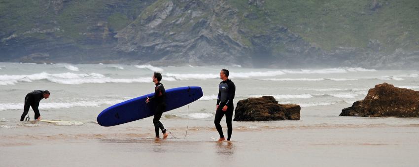 Surfers - Watergate Bay