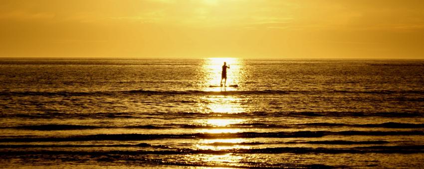 Paddle on a golden sunbeam