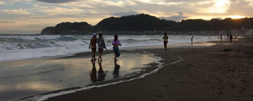 Sunset at the Kamakura beach