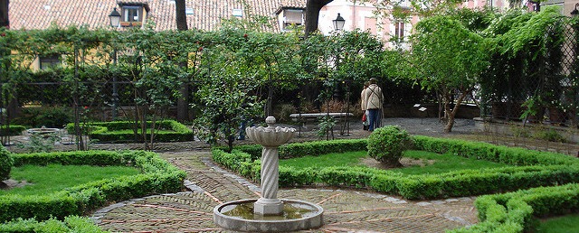 Jardín del Príncipe Anglona, Plaza de la Paja, Madrid