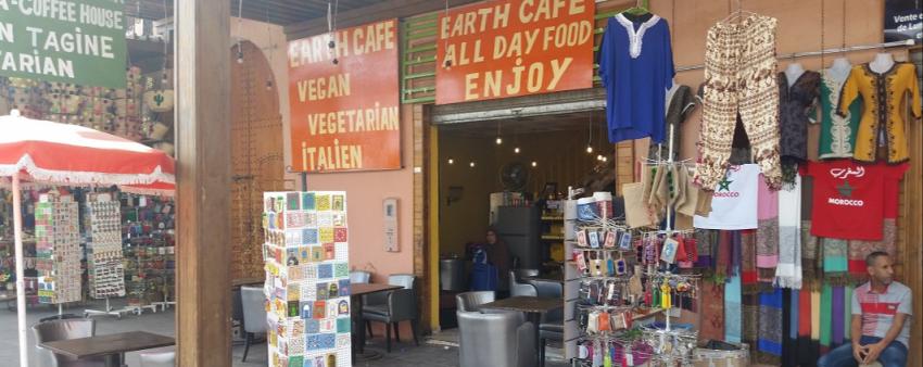 Earth Café (Place des Ferblantiers)