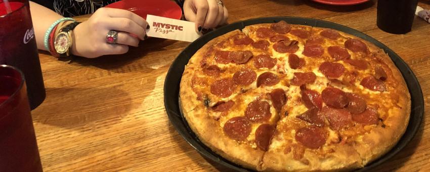 MYSTIC PIZZA!!!!!! MYSTIC PIZZA!!!!!!