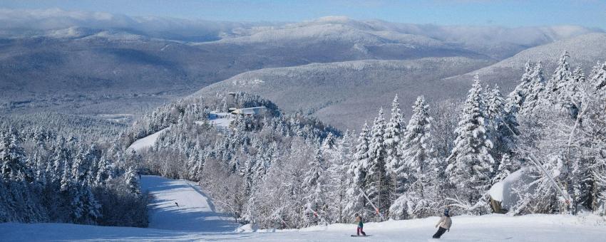 Carving through the fresh powder at Loon Mountain