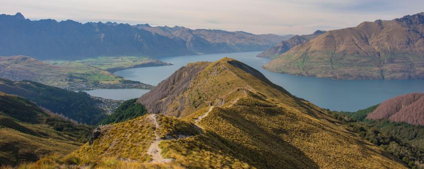 22105-the ben lomond track