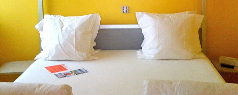 Hi Hotel > Matali Crasset - Nice : room Rendez-vous