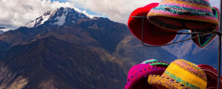 On our way to Ollantaytambo accompanied by the beautiful Andes.