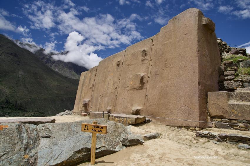 Ollantaytambo Sun Temple or Ushnu