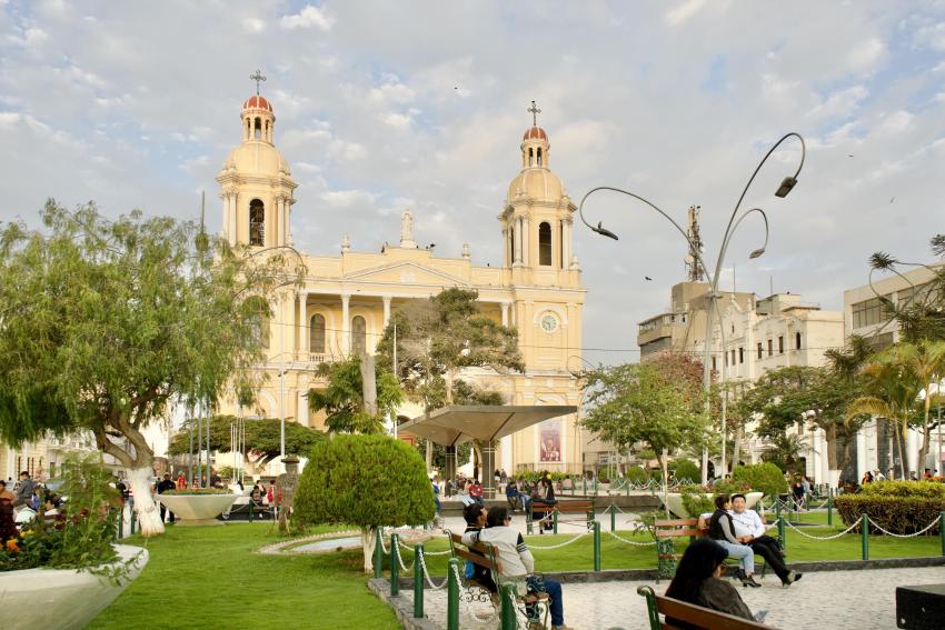 Chiclayo Central Park Plaza