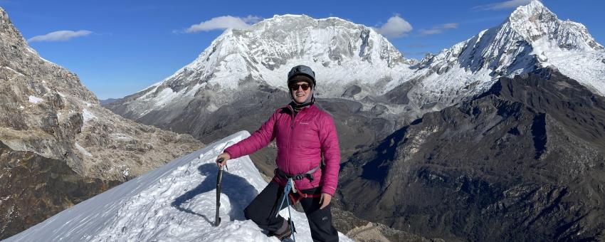 Author at Mateo w Huascarán behind