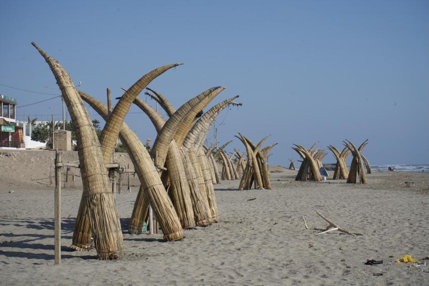 Caballito de totora on Playa Pimentel Caballito de totora on Playa Pimentel