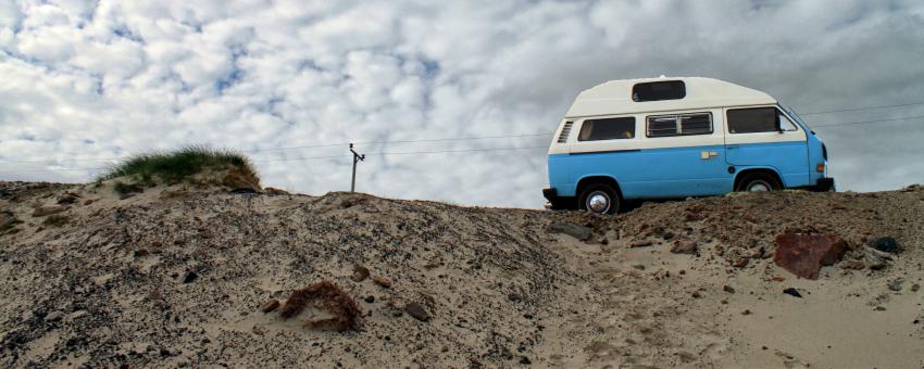 VW T25 by the Beach
