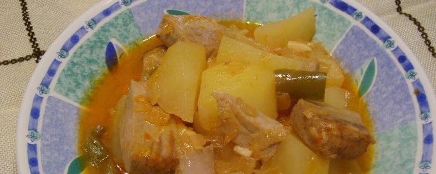 Tuna pot, Cantabrian and Basque typical dish.