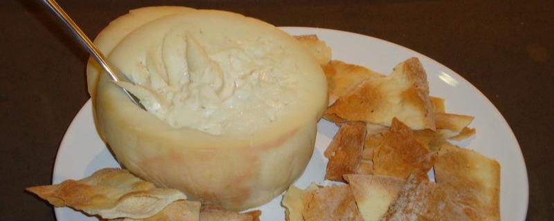 Torta de Casar cheese